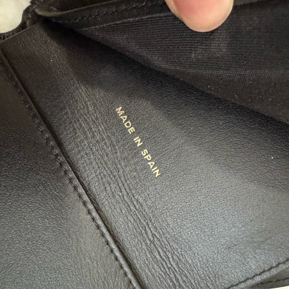 Chanel Boy Small Wallet - Picture 4 of 6